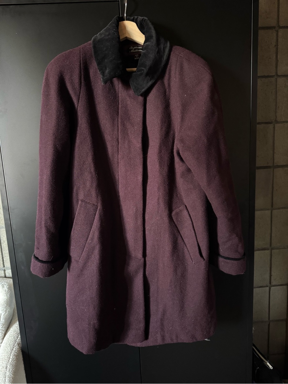 Stephanie Matthews Vintage Wool And Velvet Coat - Women Size 6